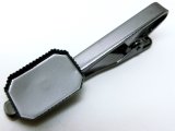 18×13mm:ブラス製タイピンオクタゴンセッティング(ガンメタカラー)